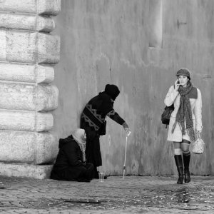 The_rich_and_the_poor_by_minotauro9